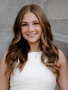 Maddy Kludt